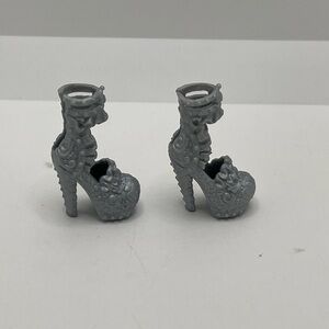Ever After High Replacement Shoes for First Chapter Darling Charming Doll